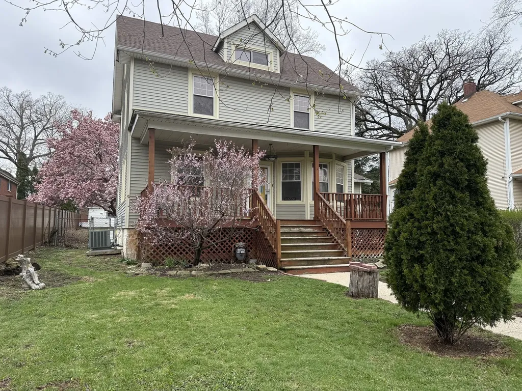 10228 South Prospect Avenue Chicago IL 60643