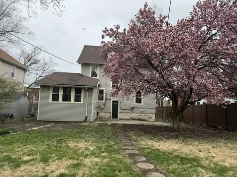 10228 South Prospect Avenue Chicago IL 60643