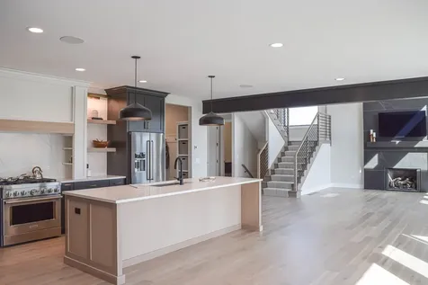 27W151 48TH Street Naperville IL 60540