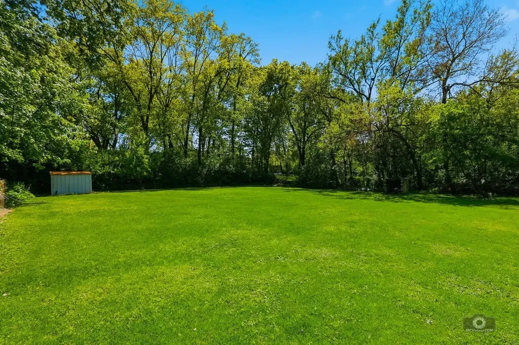 8904 Lemont Road Downers Grove IL 60516