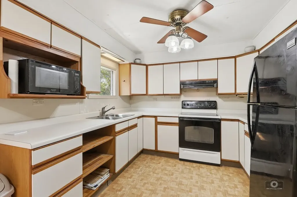 8904 Lemont Road Downers Grove IL 60516