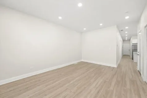 1215 West 59th Street Chicago IL 60636