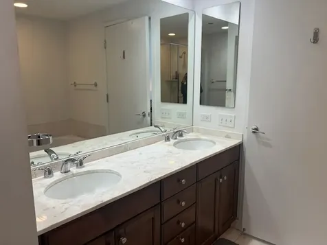 600 North Lake Shore Drive Chicago IL 60611
