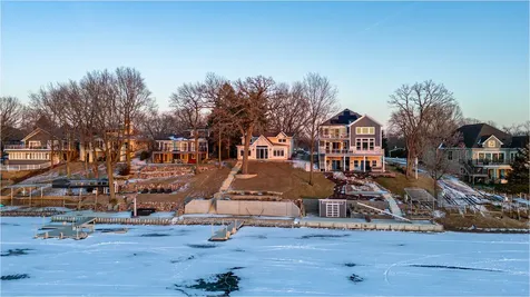 1590 Lake Holiday Drive Lake Holiday IL 60548