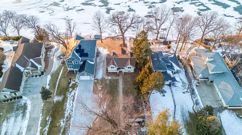 1590 Lake Holiday Drive Lake Holiday IL 60548