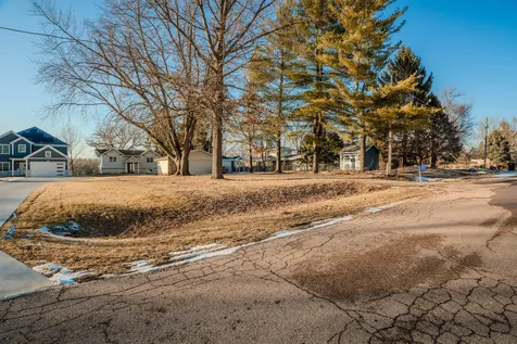 1590 Lake Holiday Drive Lake Holiday IL 60548