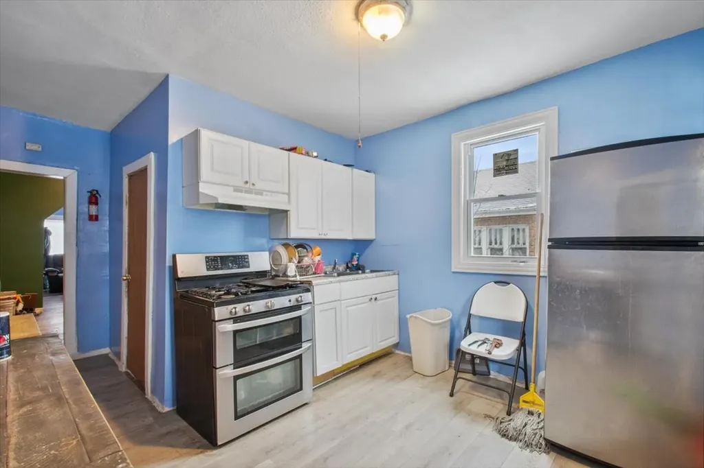 6027 South Loomis Boulevard Chicago IL 60636