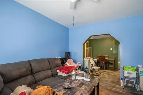 6027 South Loomis Boulevard Chicago IL 60636