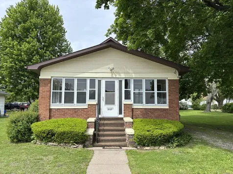 310 South Murdock Street Streator IL 61364