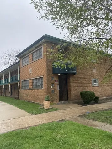 651 South Boulevard Oak Park IL 60302