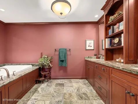 1218 Hawthorne Court Hinsdale IL 60521