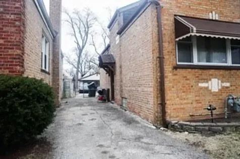 1107 24TH Avenue Bellwood IL 60104