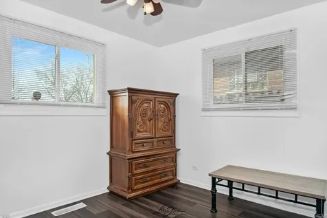12704 South Muskegon Avenue Chicago IL 60633