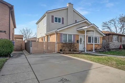 12704 South Muskegon Avenue Chicago IL 60633