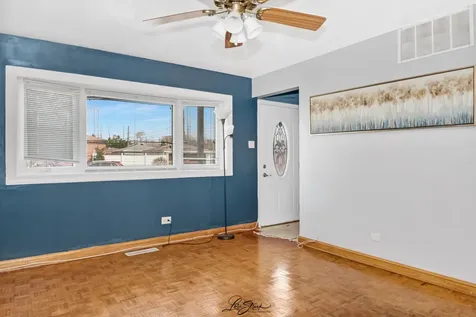 12704 South Muskegon Avenue Chicago IL 60633