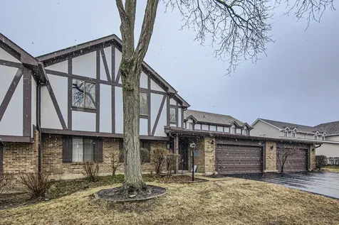 372 Springlake Lane Aurora IL 60504