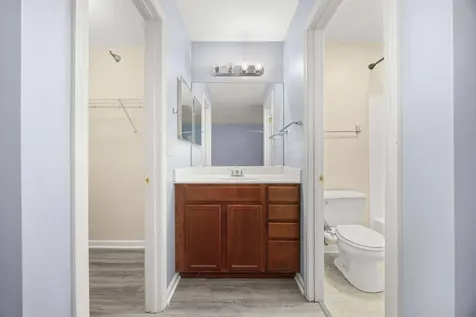 214 Glengarry Drive Bloomingdale IL 60108