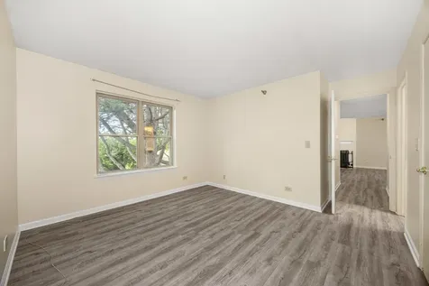 214 Glengarry Drive Bloomingdale IL 60108