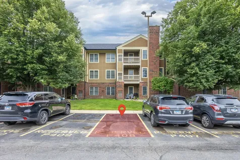 214 Glengarry Drive Bloomingdale IL 60108