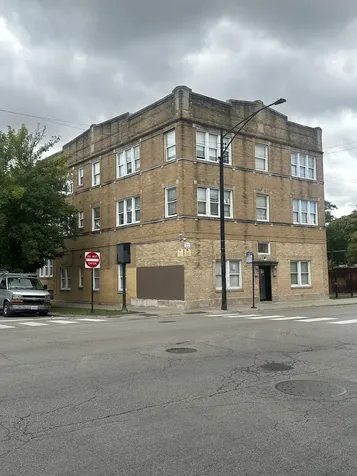 3901 West Division Street Chicago IL 60651