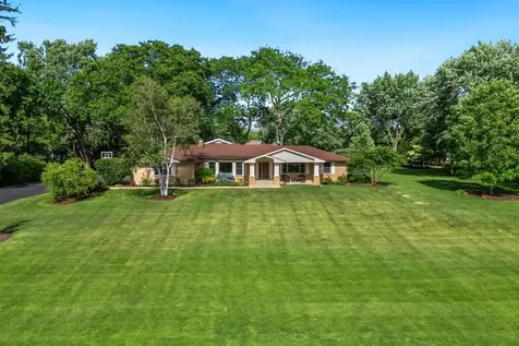 1043 Blackburn Drive Inverness IL 60067