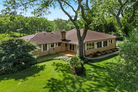 1043 Blackburn Drive Inverness IL 60067