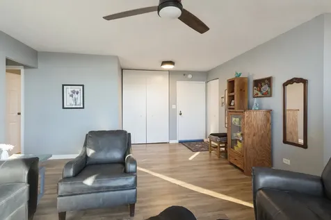 1800 7TH Street East Moline IL 61244