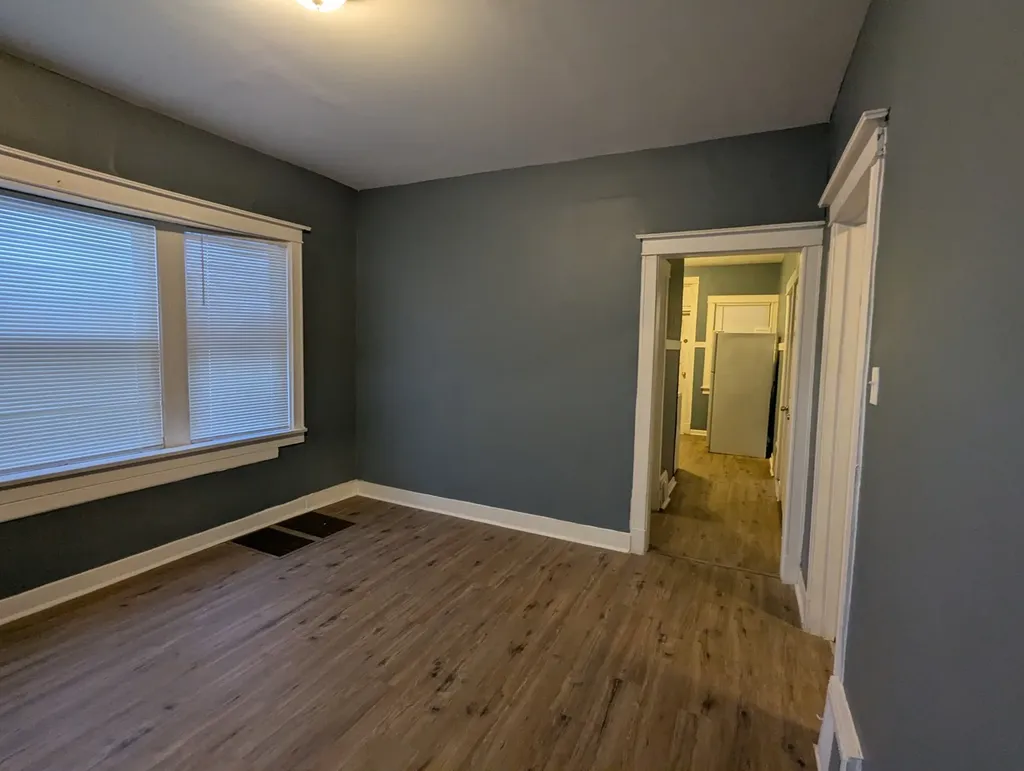 11246 South Indiana Avenue Chicago IL 60628
