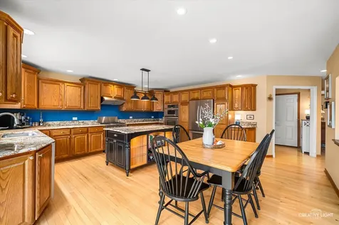 1813 Winchester Court Oswego IL 60543