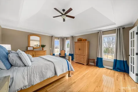 1813 Winchester Court Oswego IL 60543