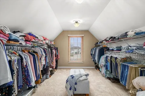 1813 Winchester Court Oswego IL 60543