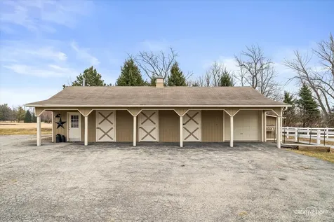 1813 Winchester Court Oswego IL 60543