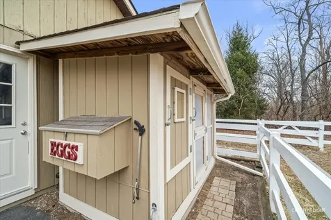 1813 Winchester Court Oswego IL 60543