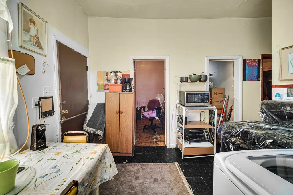 3515 West Cermak Road Chicago IL 60623