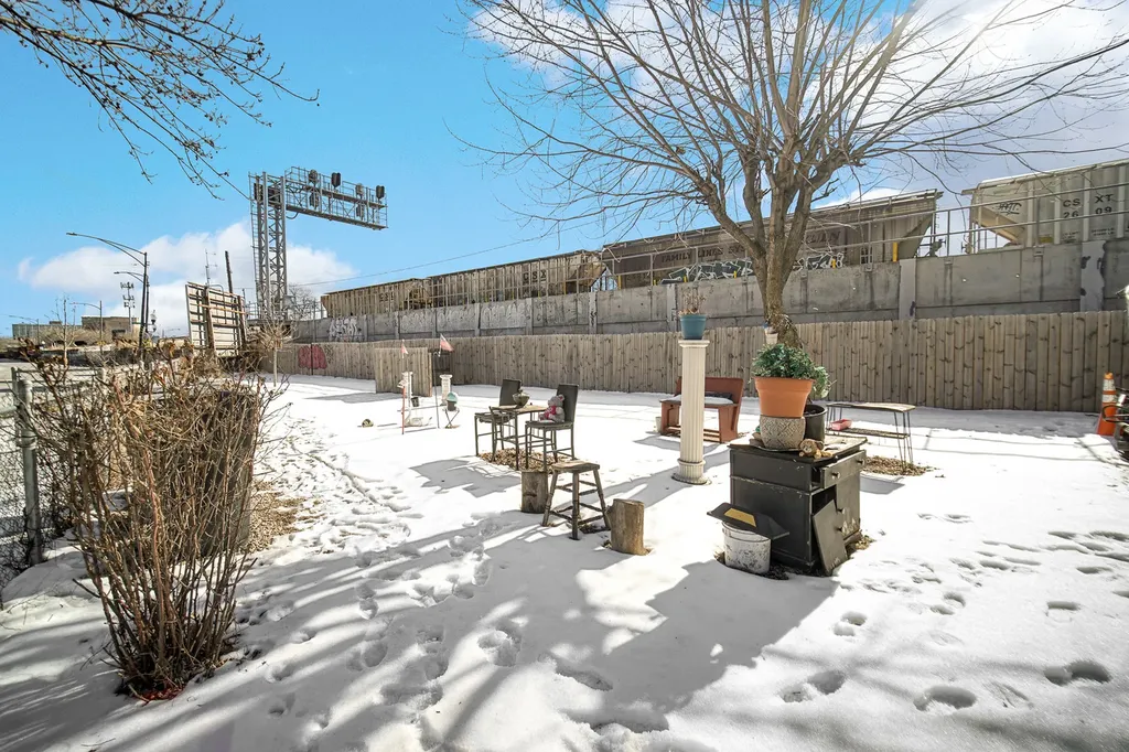 3515 West Cermak Road Chicago IL 60623