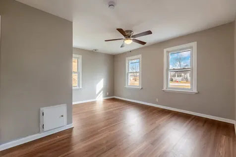 38 North Rebecca Street Glenwood IL 60425