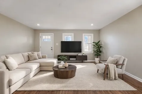 38 North Rebecca Street Glenwood IL 60425