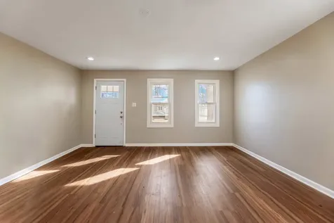 38 North Rebecca Street Glenwood IL 60425