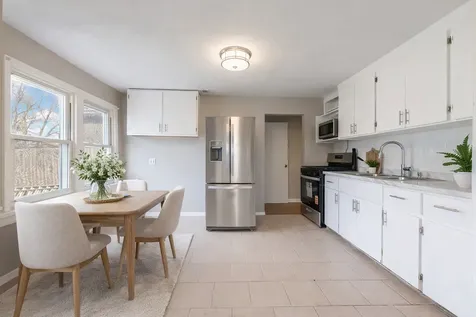 38 North Rebecca Street Glenwood IL 60425