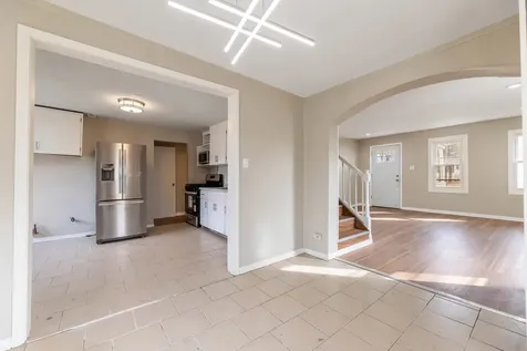 38 North Rebecca Street Glenwood IL 60425