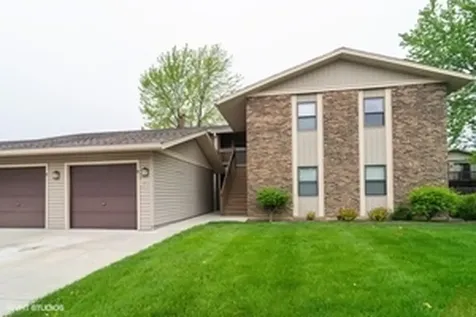 5850 Fresno Court Hanover Park IL 60133