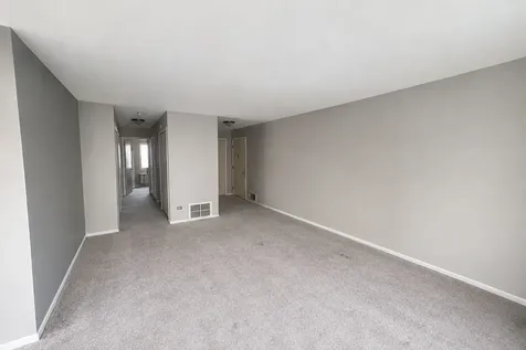 5850 Fresno Court Hanover Park IL 60133