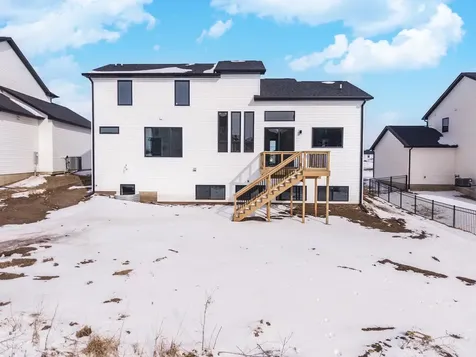 5303 Finlen Lane Bloomington IL 61705