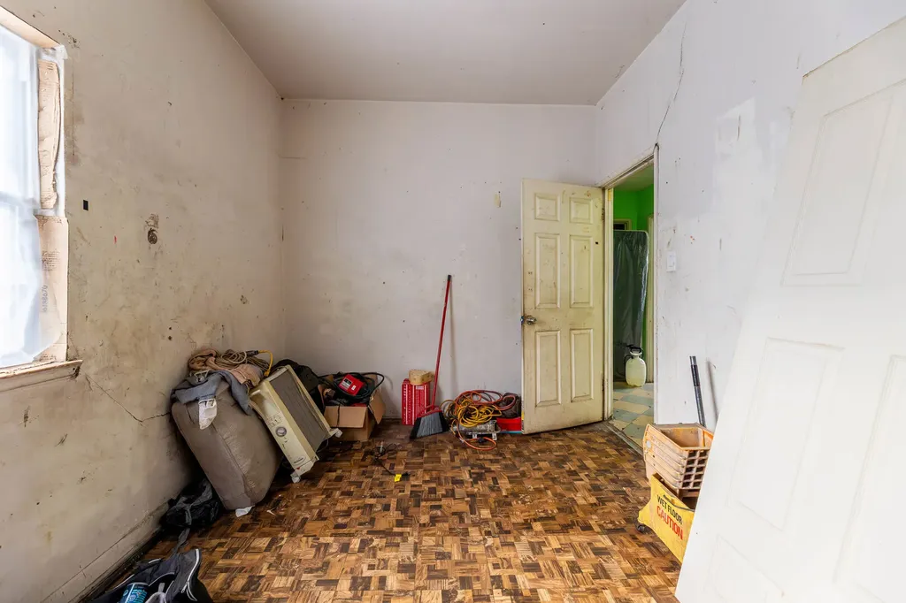 4712 South Marshfield Avenue Chicago IL 60609