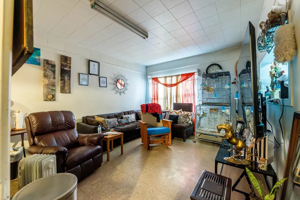 4712 South Marshfield Avenue Chicago IL 60609
