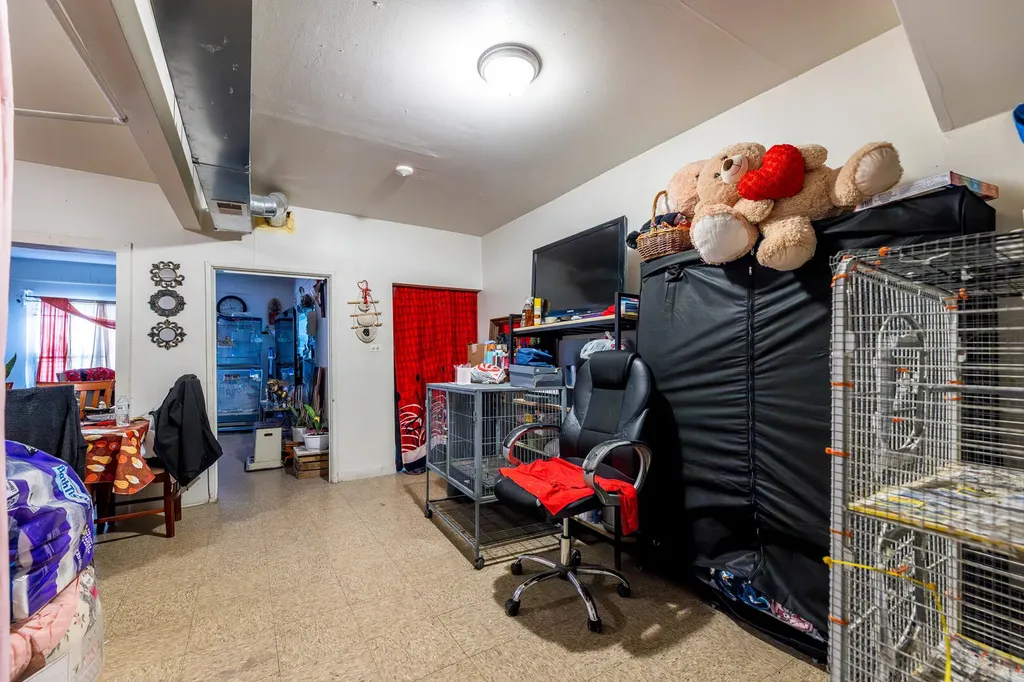 4712 South Marshfield Avenue Chicago IL 60609
