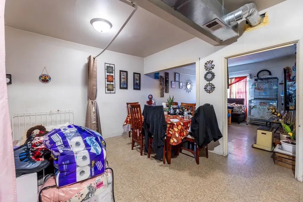 4712 South Marshfield Avenue Chicago IL 60609