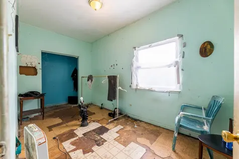 4712 South Marshfield Avenue Chicago IL 60609