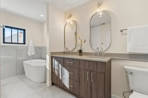 415 North Haddow Avenue Arlington Heights IL 60004