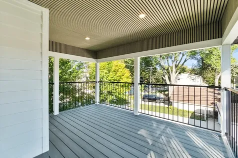 415 North Haddow Avenue Arlington Heights IL 60004